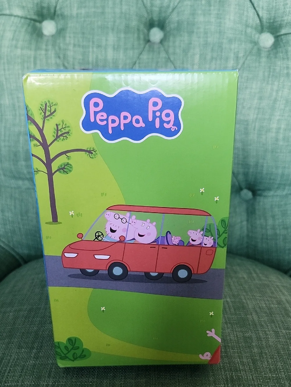 Peppa Pig Red Family Car Playset with Pink Figures - Picture 6 of 7